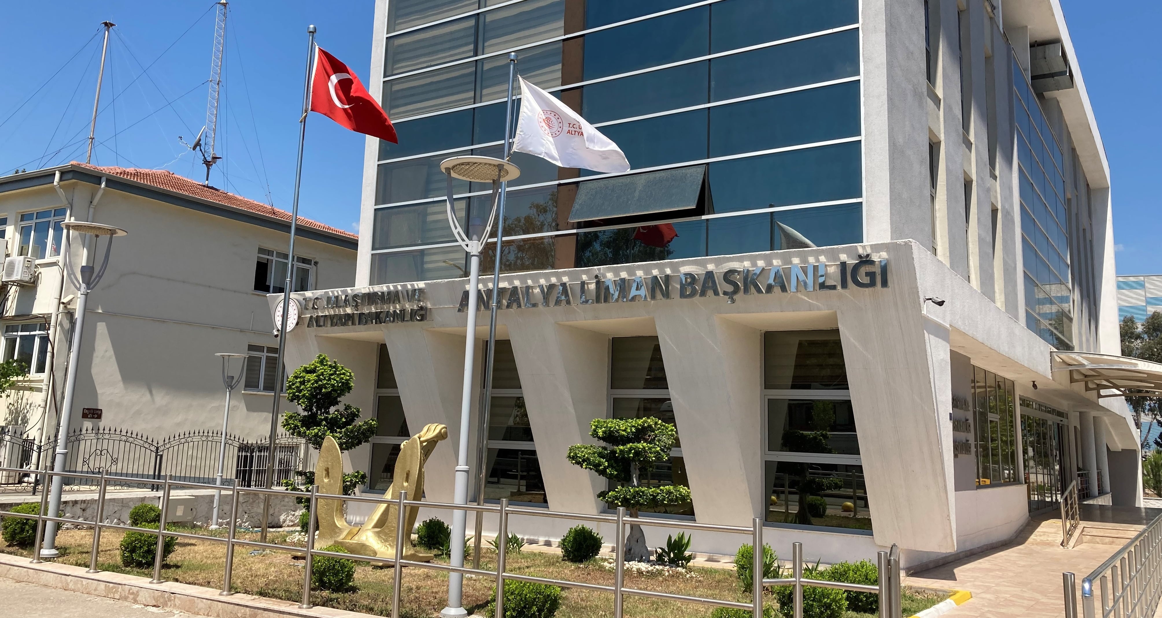 Antalya Balıkçı Barınağı Hakkında Bölge Liman Başkanlığı Talimatı 2025/1